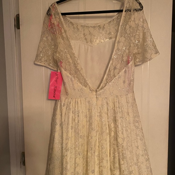 Betsy Johnson Plus size dress - Picture 2 of 3